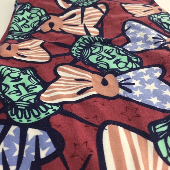 SALE LuLaRoe Lady Liberty America Bows Leggings OS - Picture 3 of 3